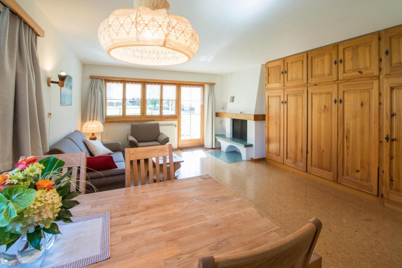 Ferienwohnungen Muntschi Andeer Chambre photo