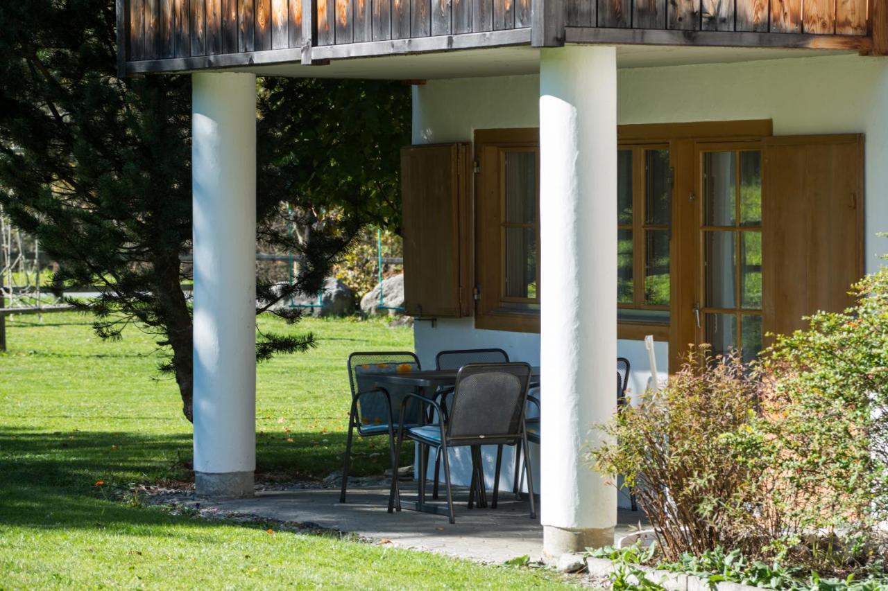 Ferienwohnungen Muntschi Andeer Chambre photo