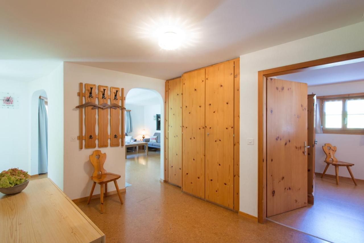 Ferienwohnungen Muntschi Andeer Chambre photo