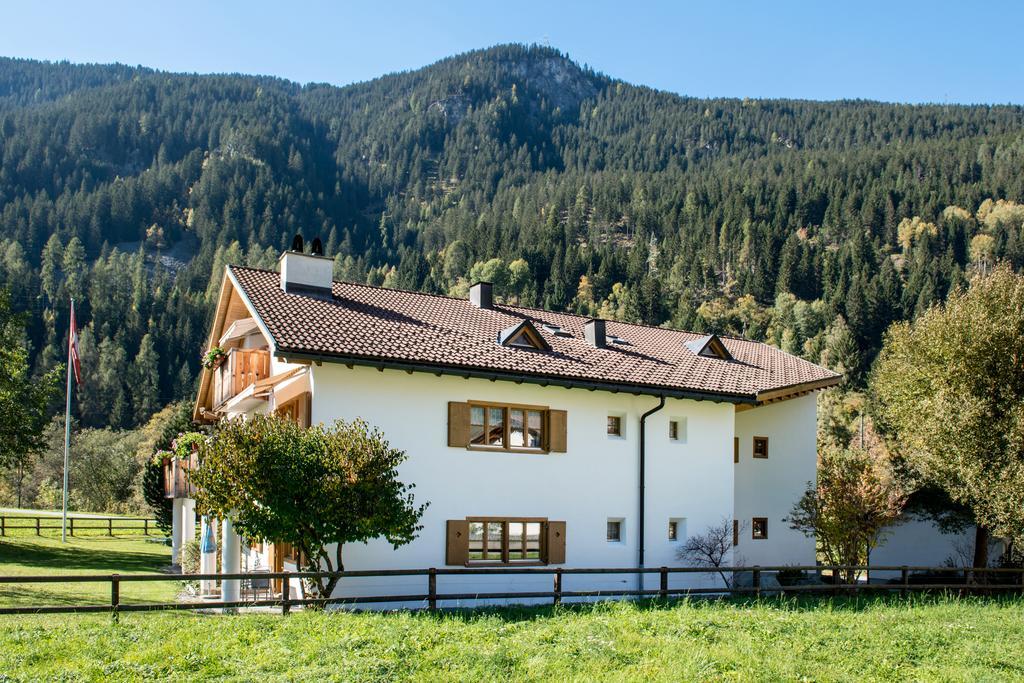 Ferienwohnungen Muntschi Andeer Extérieur photo